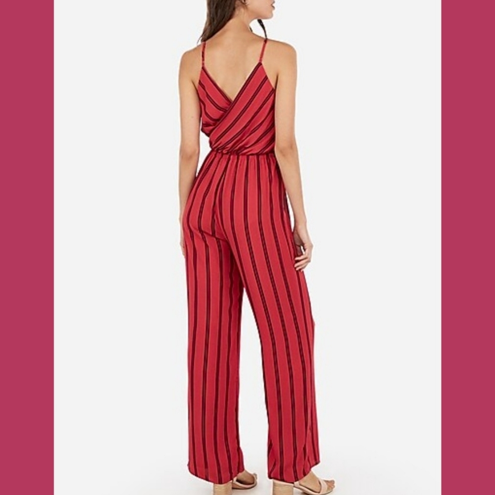 Express Sleeveless Striped Jumpsuit Sz Medium - Picture 10 of 11